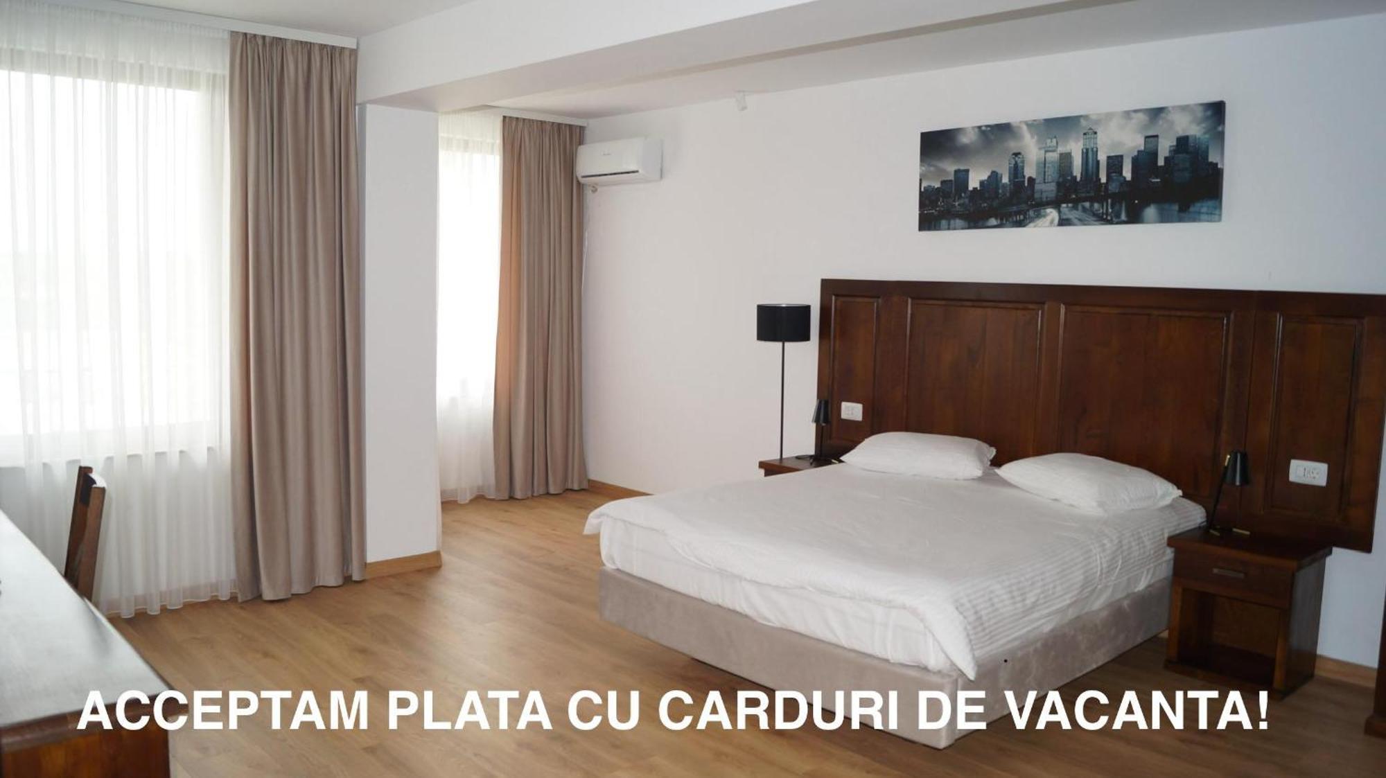 Hotel Voyager Năvodari Exterior foto